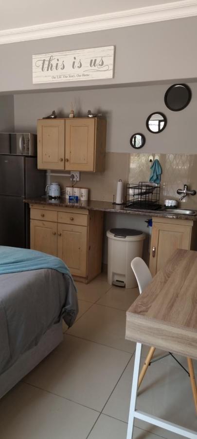 Atterbury Self Catering Studios Претория Экстерьер фото