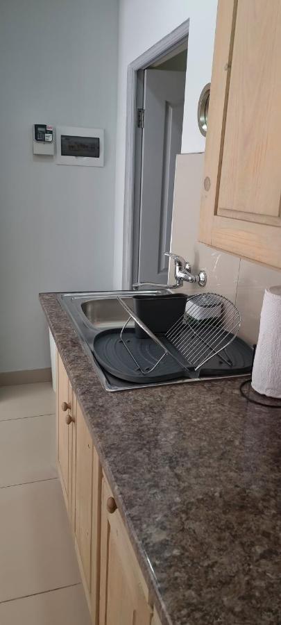Atterbury Self Catering Studios Претория Экстерьер фото