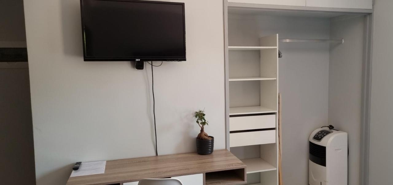Atterbury Self Catering Studios Претория Экстерьер фото