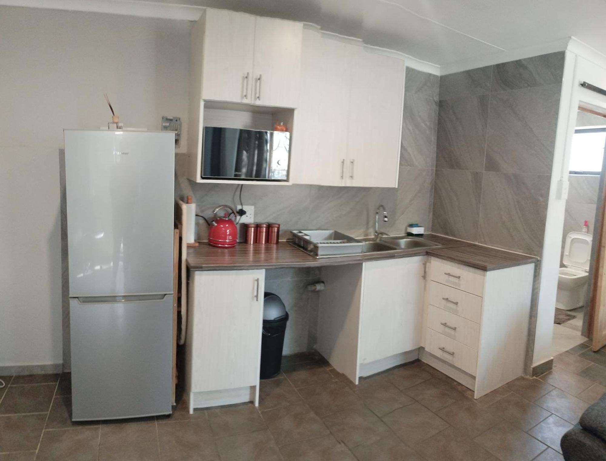 Atterbury Self Catering Studios Претория Экстерьер фото